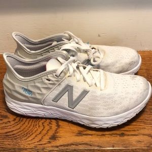 New Balance Beacon 2 size 8 running shoe